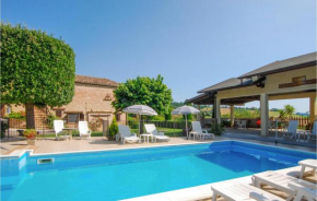 3 Bedroom Pet Friendly Apartment In Monte Rinaldo